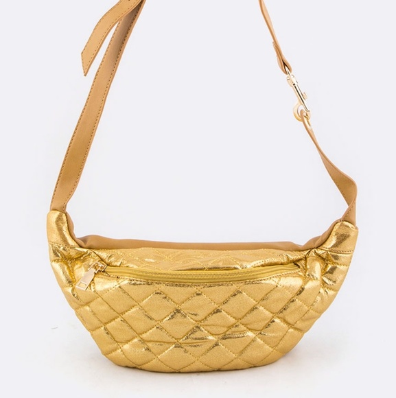 Mystery Edge Unlimited Accessories - ⭐⭐NEW ARRIVAL⭐⭐Shiny Gold Fanny Pack!!!